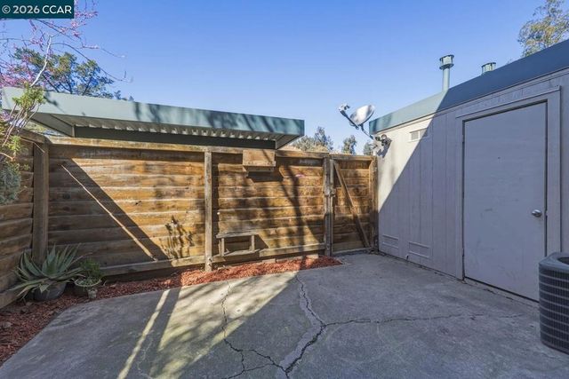 3825 Northwood Dr A, Concord, CA 94520