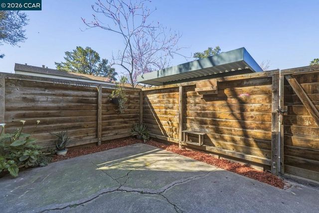 3825 Northwood Dr A, Concord, CA 94520