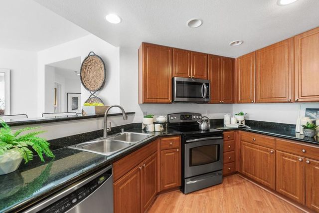 1883 Agnew Road 254, Santa Clara, CA 95054