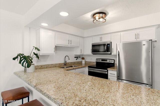 6040 N 15TH Street 26, Phoenix, AZ 85014