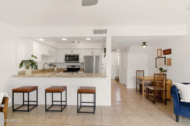 6040 N 15TH Street 26, Phoenix, AZ 85014