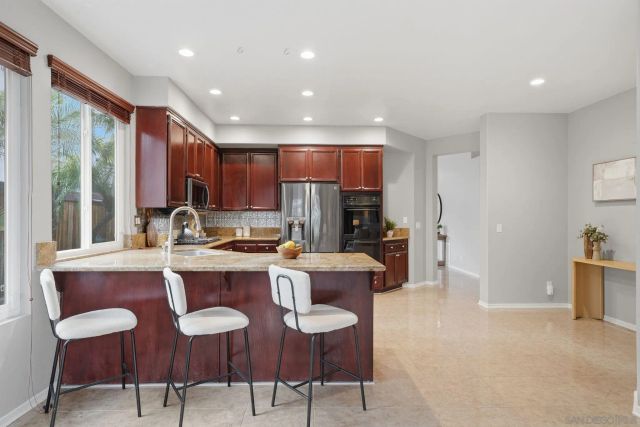 1609 Turnberry Dr, San Marcos, CA 92069
