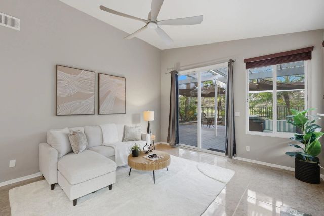 1609 Turnberry Dr, San Marcos, CA 92069