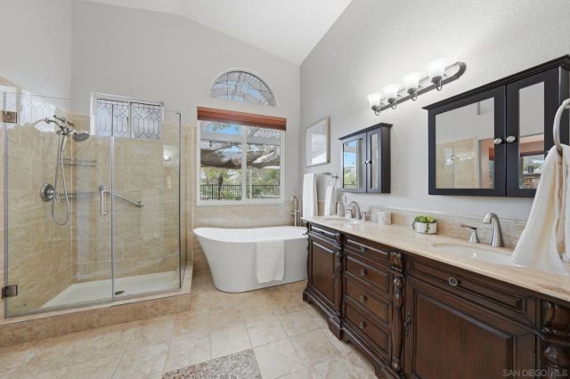 1609 Turnberry Dr, San Marcos, CA 92069