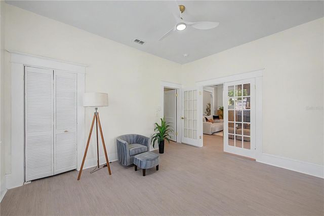 1920 E PARIS STREET, Tampa, FL 33610