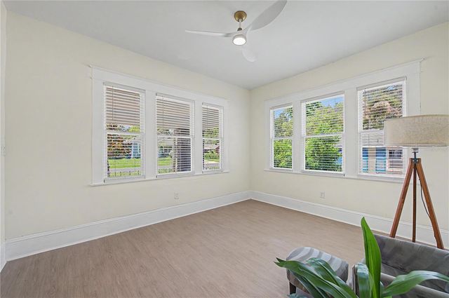 1920 E PARIS STREET, Tampa, FL 33610