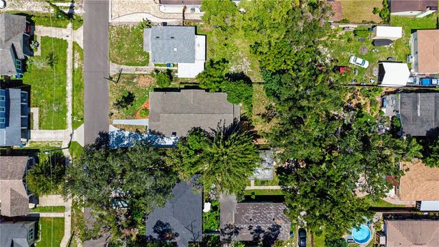 1920 E PARIS STREET, Tampa, FL 33610