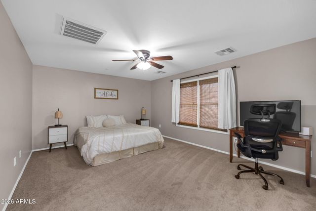 849 S HENRY Lane, Gilbert, AZ 85296