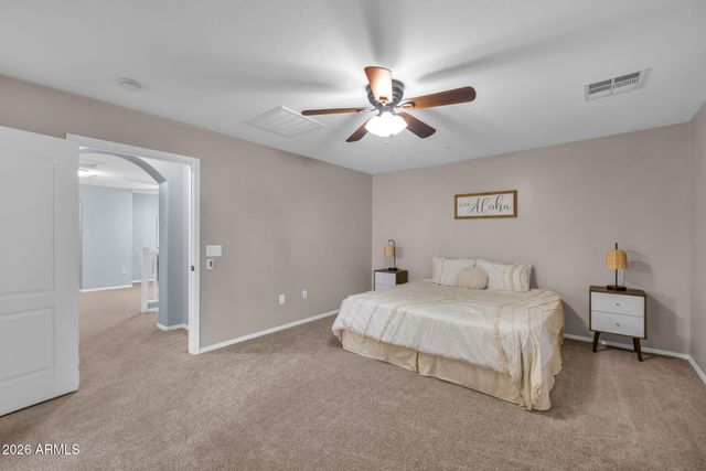 849 S HENRY Lane, Gilbert, AZ 85296