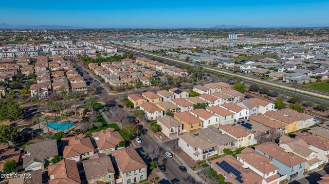 849 S HENRY Lane, Gilbert, AZ 85296