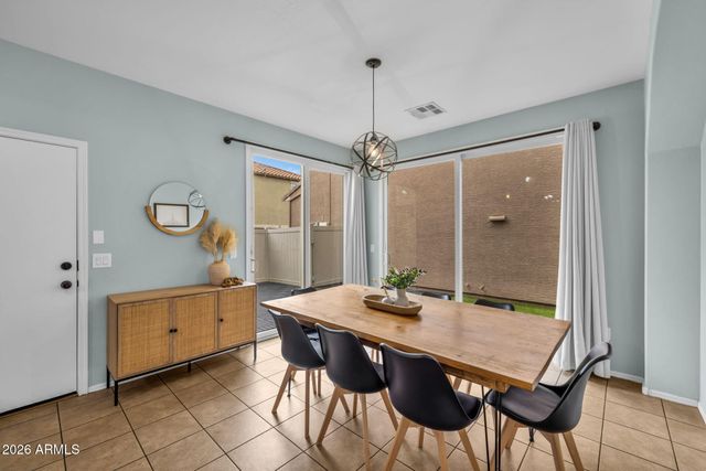 849 S HENRY Lane, Gilbert, AZ 85296