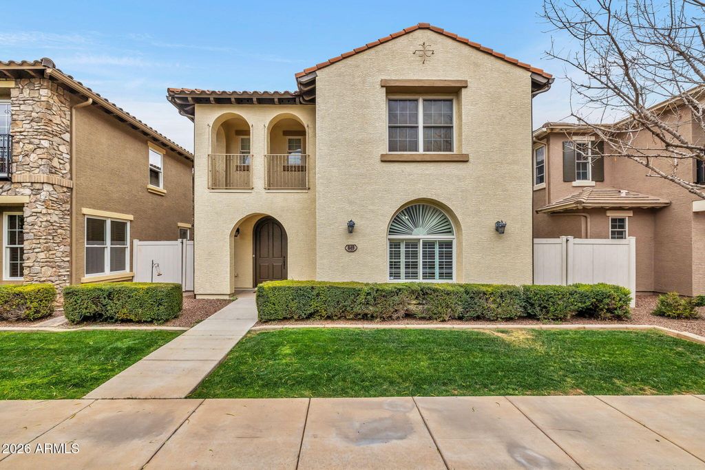 849 S HENRY Lane, Gilbert, AZ 85296