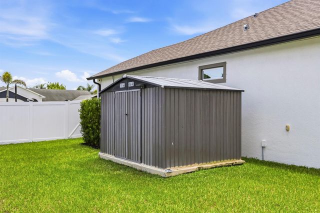 179 SW DE GOUVEA Terrace, Port St. Lucie, FL 34984