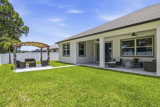 179 SW DE GOUVEA Terrace, Port St. Lucie, FL 34984