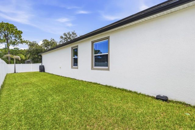 179 SW DE GOUVEA Terrace, Port St. Lucie, FL 34984