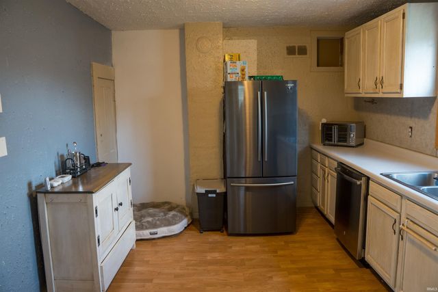 399 S Whitley Street, Columbia City, IN 46725