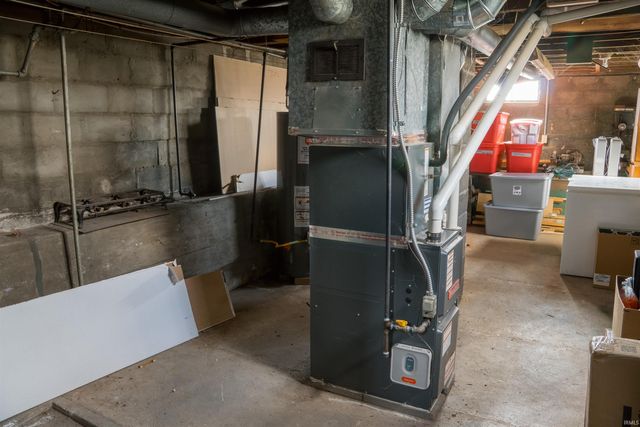 399 S Whitley Street, Columbia City, IN 46725