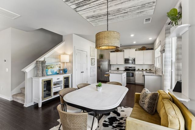 3041 Commonwealth Dr, Spring Hill, TN 37174