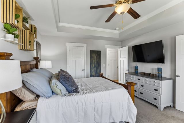 3041 Commonwealth Dr, Spring Hill, TN 37174