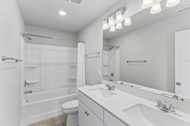 3041 Commonwealth Dr, Spring Hill, TN 37174