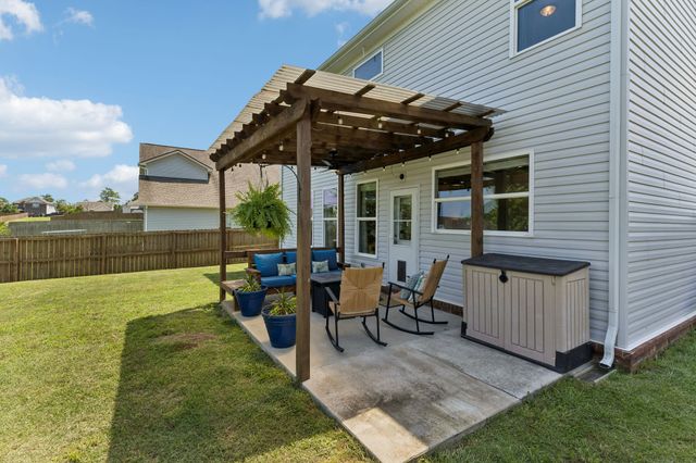 3041 Commonwealth Dr, Spring Hill, TN 37174