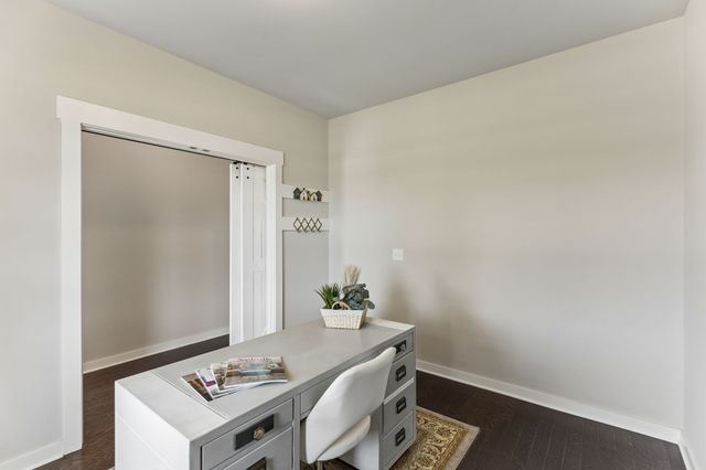 3041 Commonwealth Dr, Spring Hill, TN 37174