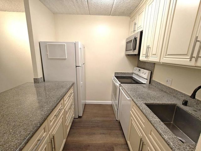 1700 Civic Center Drive 209, Santa Clara, CA 95050