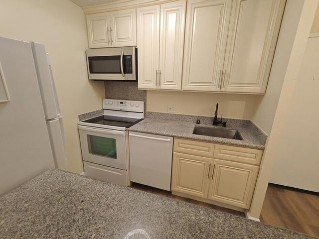 1700 Civic Center Drive 209, Santa Clara, CA 95050