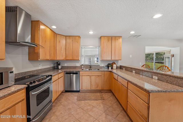 4820 CATTAIL Street, Middleburg, FL 32068