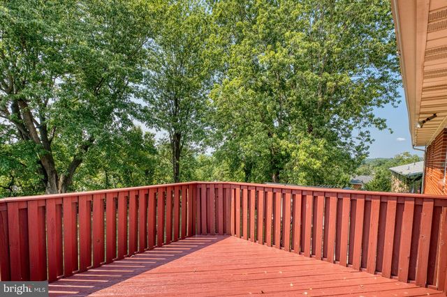 6809 CRAFTON LN, Clinton, MD 20735