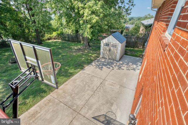 6809 CRAFTON LN, Clinton, MD 20735