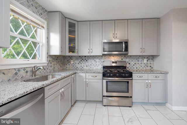 6809 CRAFTON LN, Clinton, MD 20735