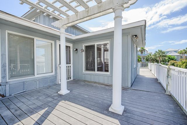 625 Ocean Boulevard, Isle Of Palms, SC 29451