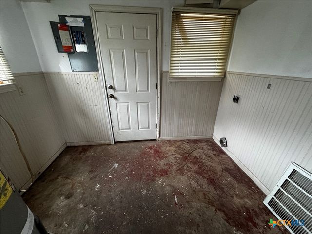 1010 S 17th Street, Temple, TX 76504