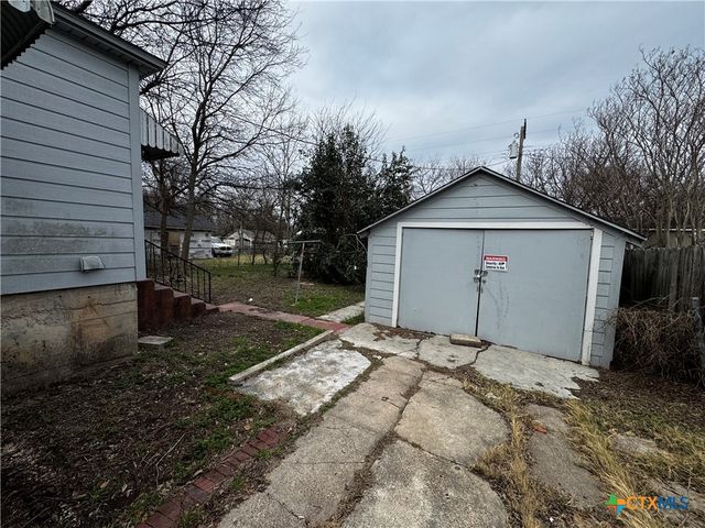 1010 S 17th Street, Temple, TX 76504