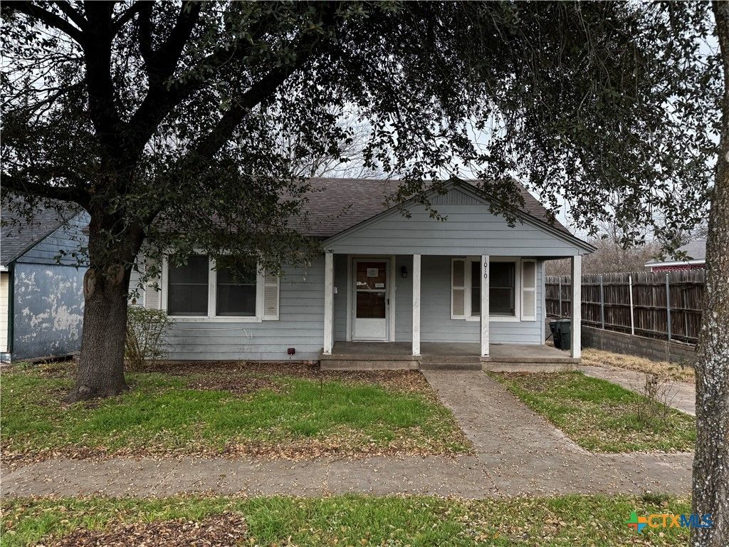 1010 S 17th Street, Temple, TX 76504