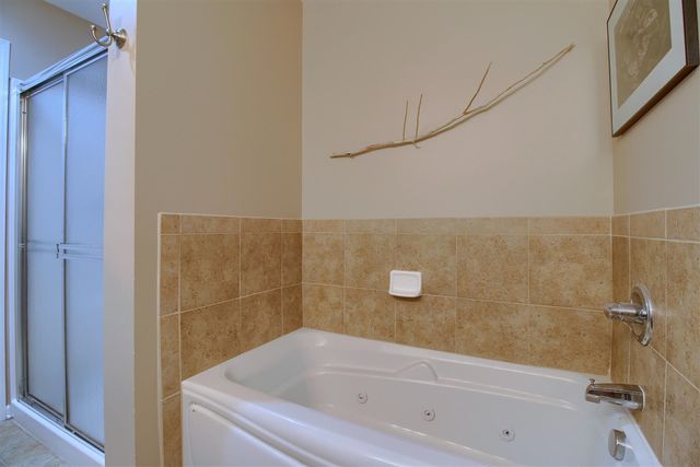 5565 Gallery Park Drive, Ann Arbor, MI 48103
