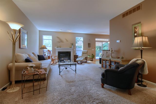 5565 Gallery Park Drive, Ann Arbor, MI 48103