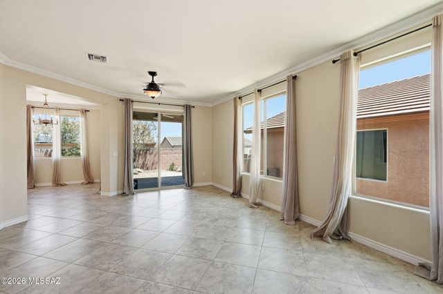 1038 W Pastora Peak Drive, Green Valley, AZ 85614