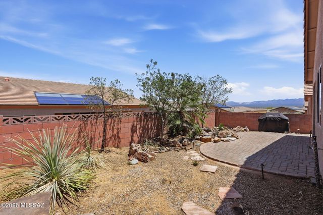 1038 W Pastora Peak Drive, Green Valley, AZ 85614
