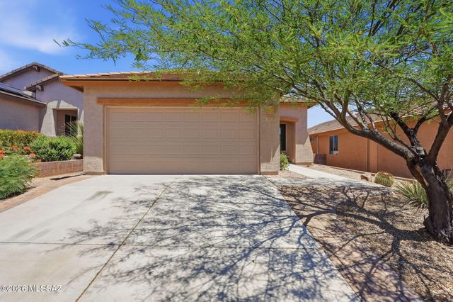 1038 W Pastora Peak Drive, Green Valley, AZ 85614