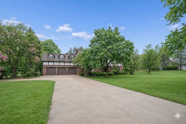 21839 Cambridge Drive, Kildeer, IL 60047