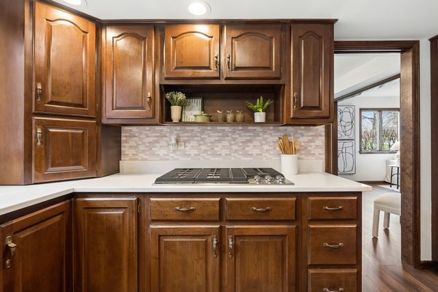21839 Cambridge Drive, Kildeer, IL 60047