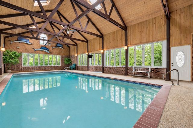 21839 Cambridge Drive, Kildeer, IL 60047