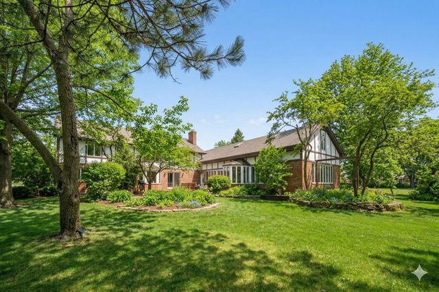 21839 Cambridge Drive, Kildeer, IL 60047