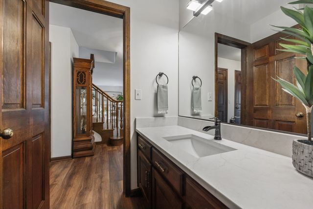 21839 Cambridge Drive, Kildeer, IL 60047