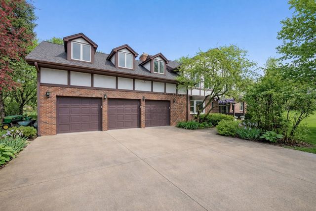 21839 Cambridge Drive, Kildeer, IL 60047