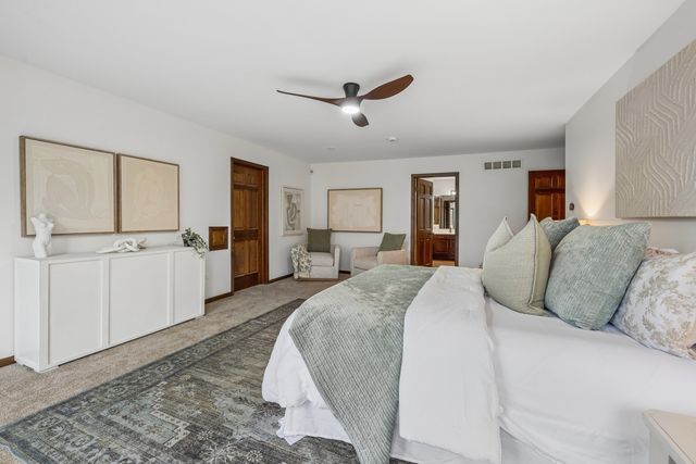 21839 Cambridge Drive, Kildeer, IL 60047