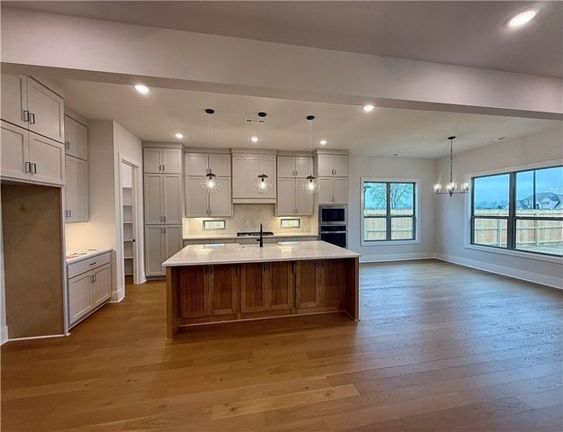 4302 89TH Place, Bentonville, AR 72713