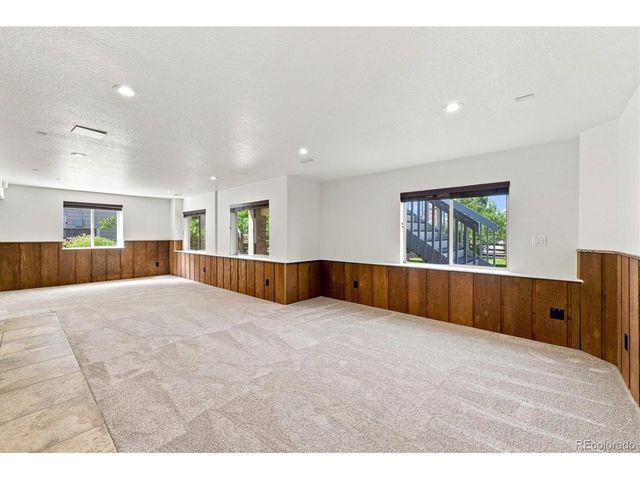 12151 S Hidden Trail Ct, Parker, CO 80138